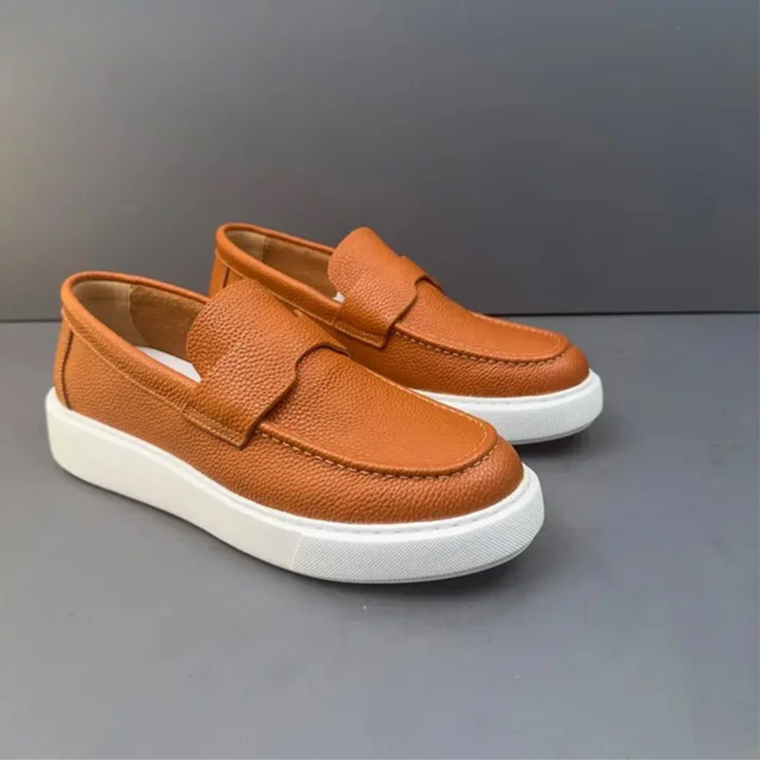 Mocassins casuais ergonómicos em pele para homem®