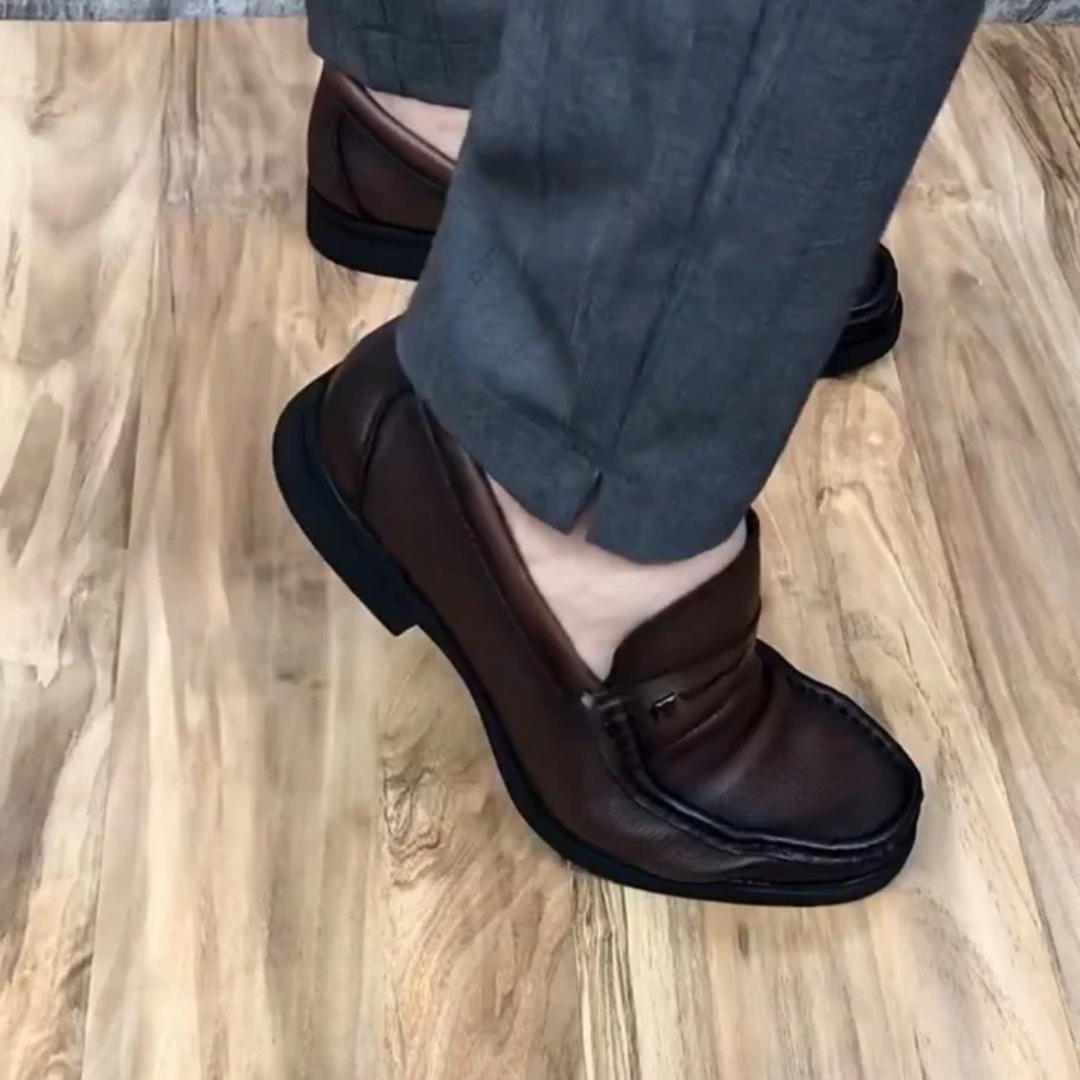 Sapatos de Couro Genuíno para Homem com Acabamento de Alta Qualidade®