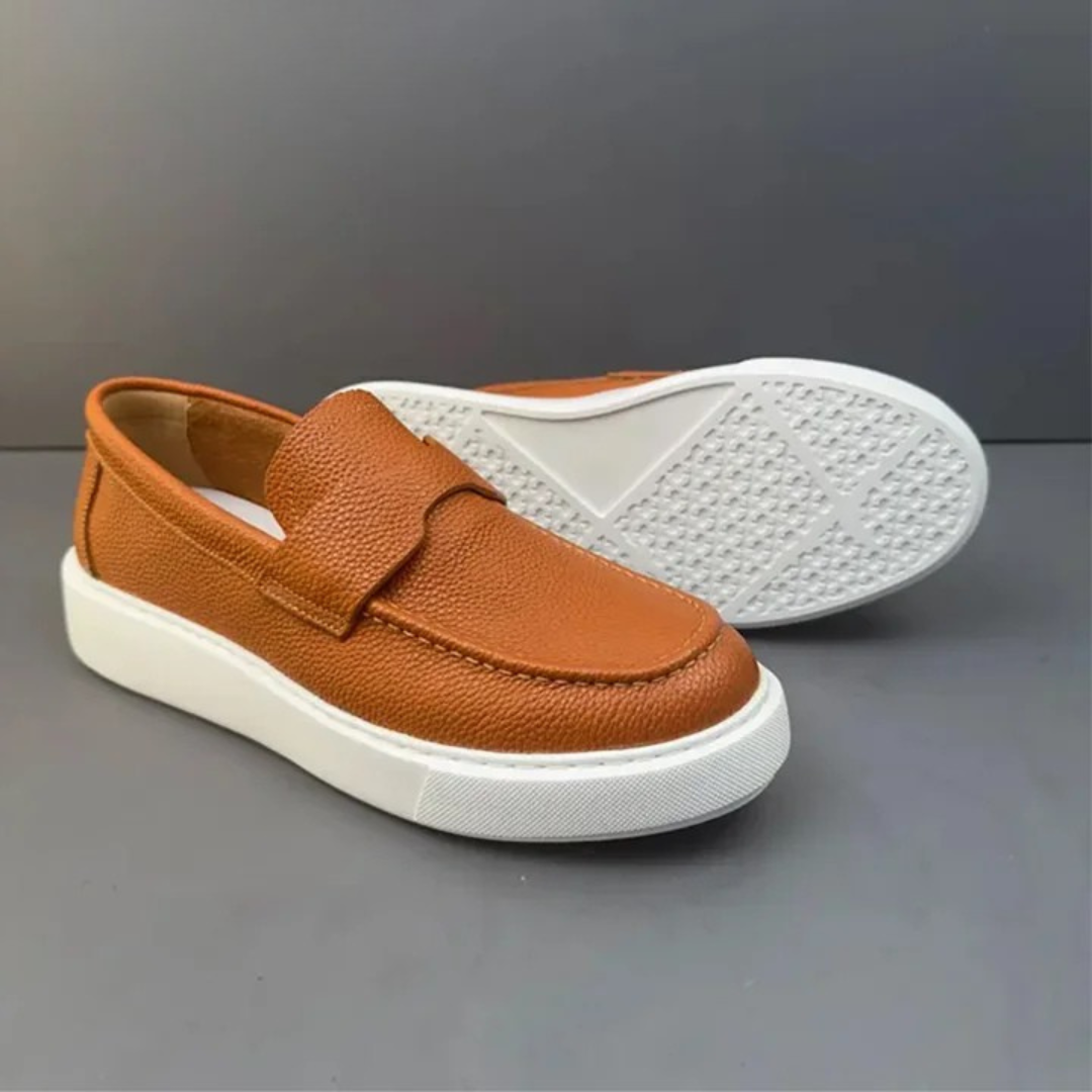Mocassins casuais ergonómicos em pele para homem®