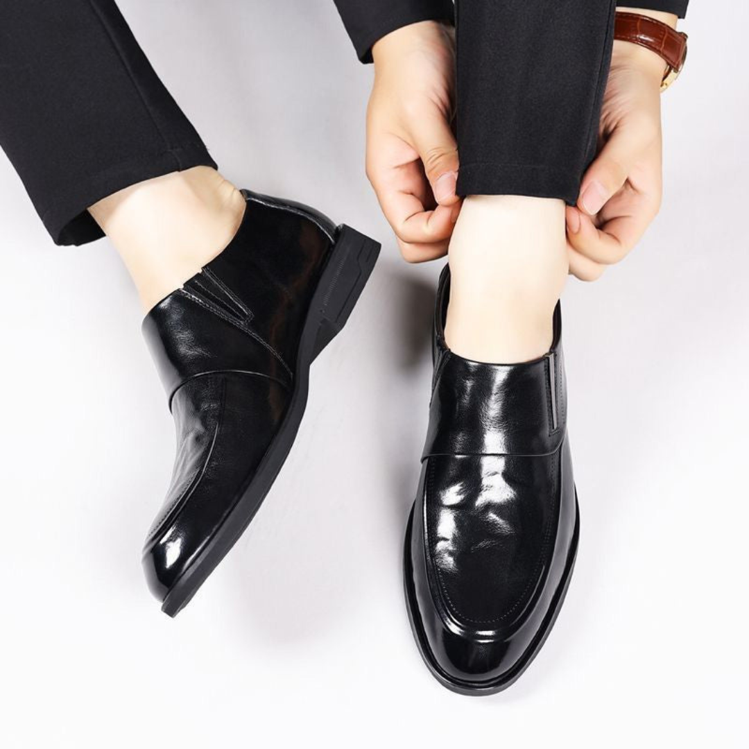 Sapatos de Couro de Luxo Feitos à Mão para Homem.®