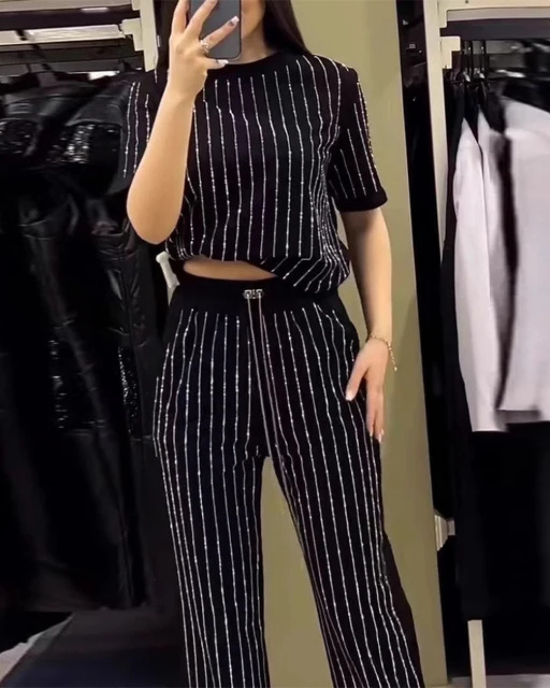Conjunto casual de duas peças com calças e camisa de manga curta para mulher®