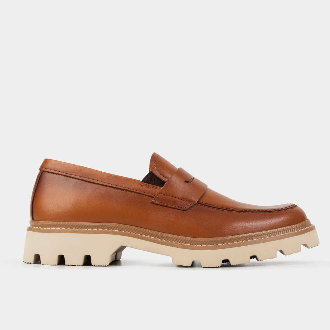 Sapatos de couro com solas ergonómicas®