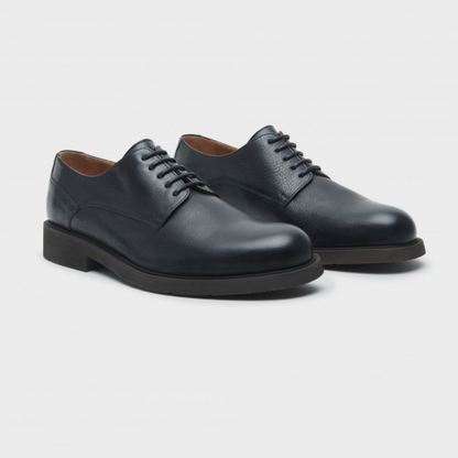 Sapatos de Couro com Sola Resistente e um Acabamento Elegante para Homen®