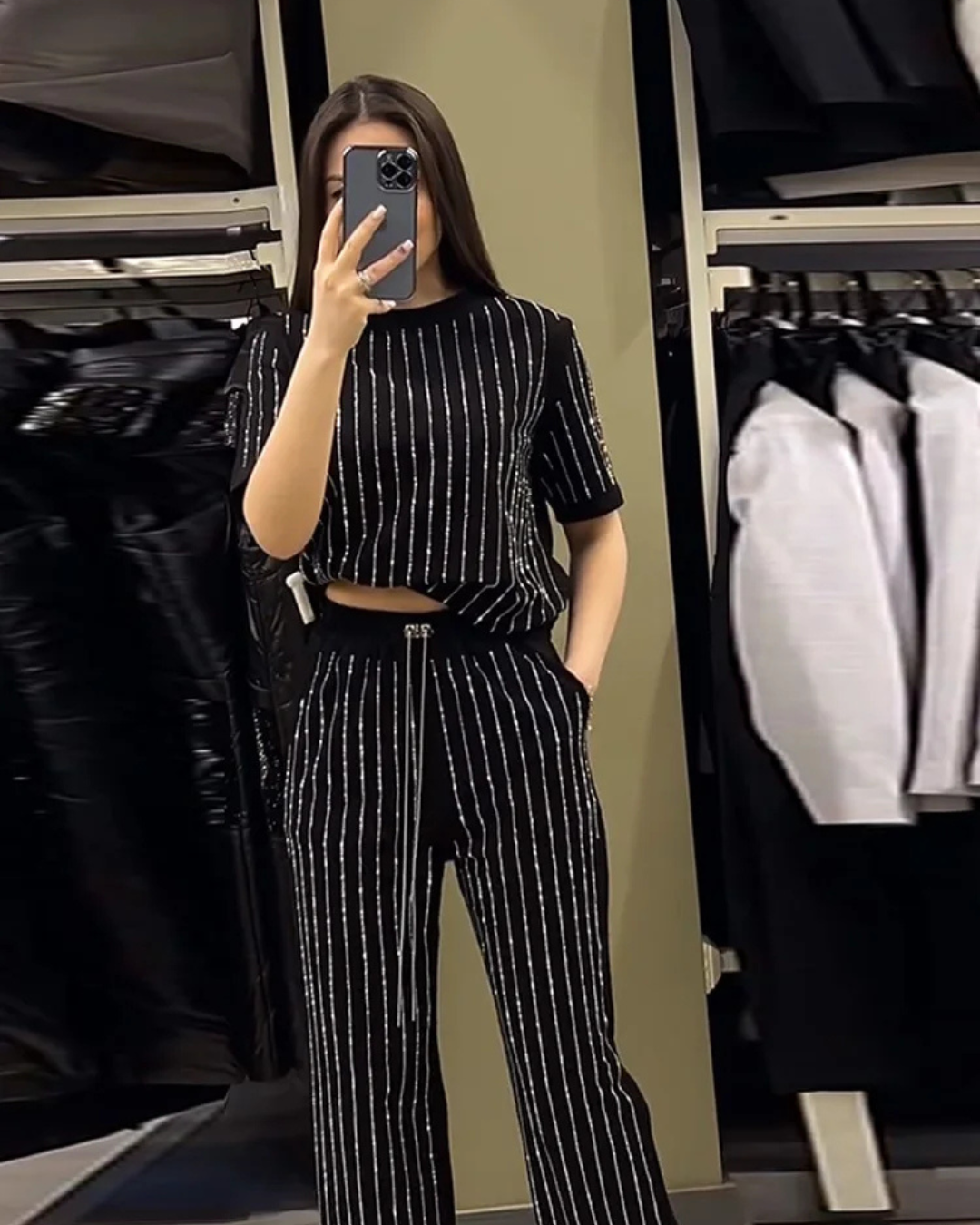 Conjunto casual de duas peças com calças e camisa de manga curta para mulher®