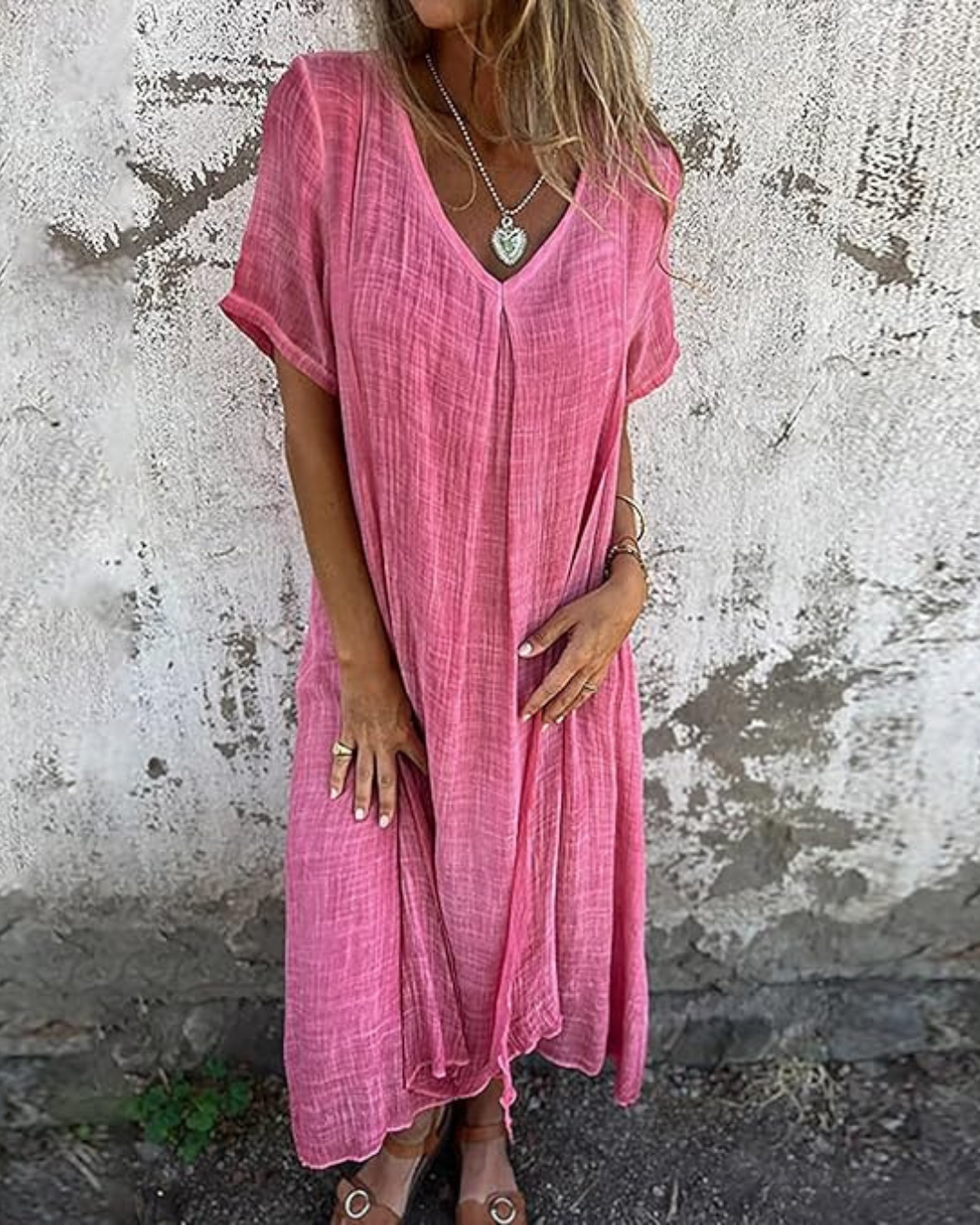 Vestido midi com decote em V em algodão e linho®