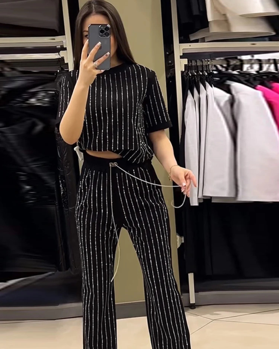 Conjunto casual de duas peças com calças e camisa de manga curta para mulher®