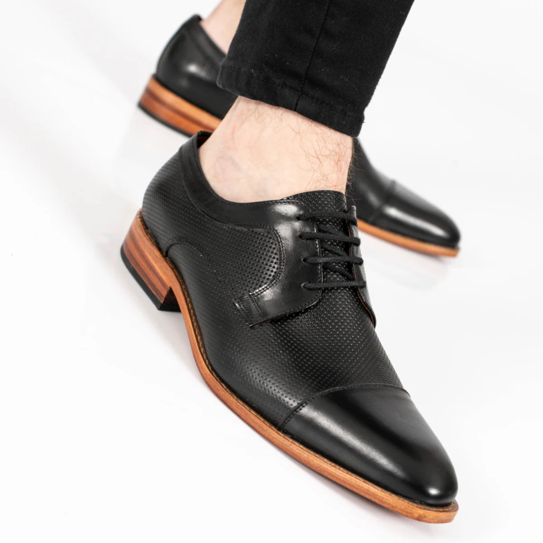 Sapatos de couro elegantes com sola ortopédica para homem®