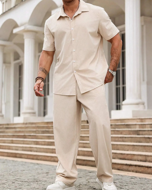 Conjunto casual de camisa de manga curta e calças para homem®