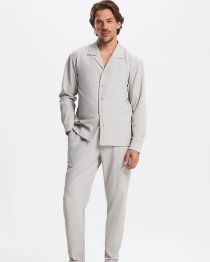 Conjunto de Camisa e Calças Justas em Tecido Plissado para Homem®