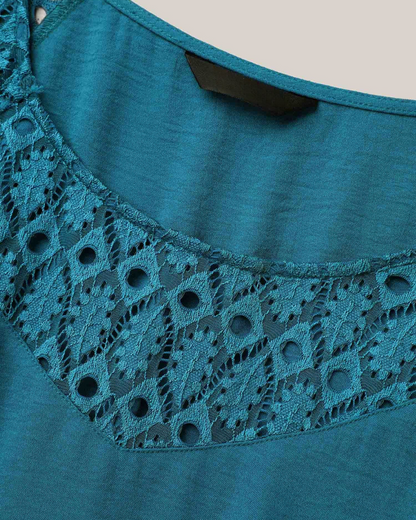 Vestido midi com bolsos e mangas curtas com fendas de renda®