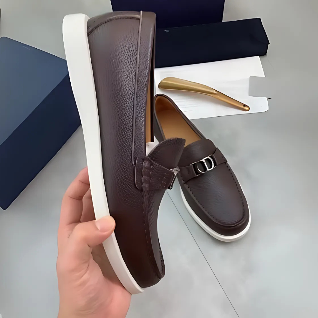 Sapatos de couro com sola ergonómica para homem®